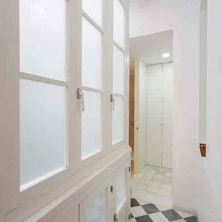 Апартаменти La Pepa1812 By Cadiz4rentals *